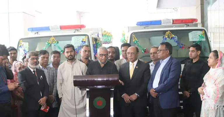 প্রবাসী কল্যাণ ও বৈদেশিক কর্মসংস্থান মন্ত্রী আরিফুল হক চৌধুরী